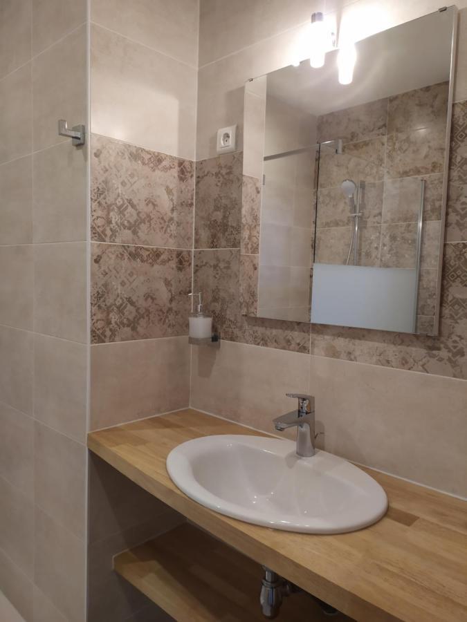 La Rapiette De Noblat Hotel Saint-Léonard-de-Noblat Eksteriør billede