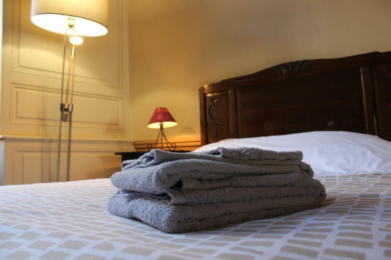 La Rapiette De Noblat Hotel Saint-Léonard-de-Noblat Eksteriør billede